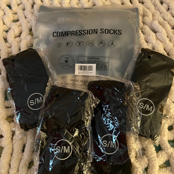 Compression Socks - Black - Picture 2 of 2